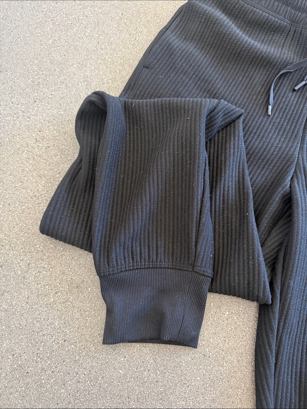 DSG Black Ribbed Drawstring Joggers - Picture 4 of 4